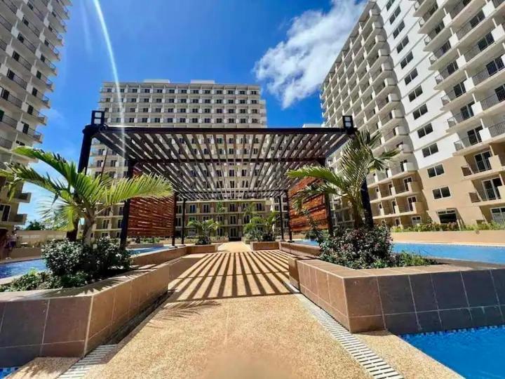 Cozy Condo Near Airport With Pool And Ocean View Suba Basbas Exterior photo