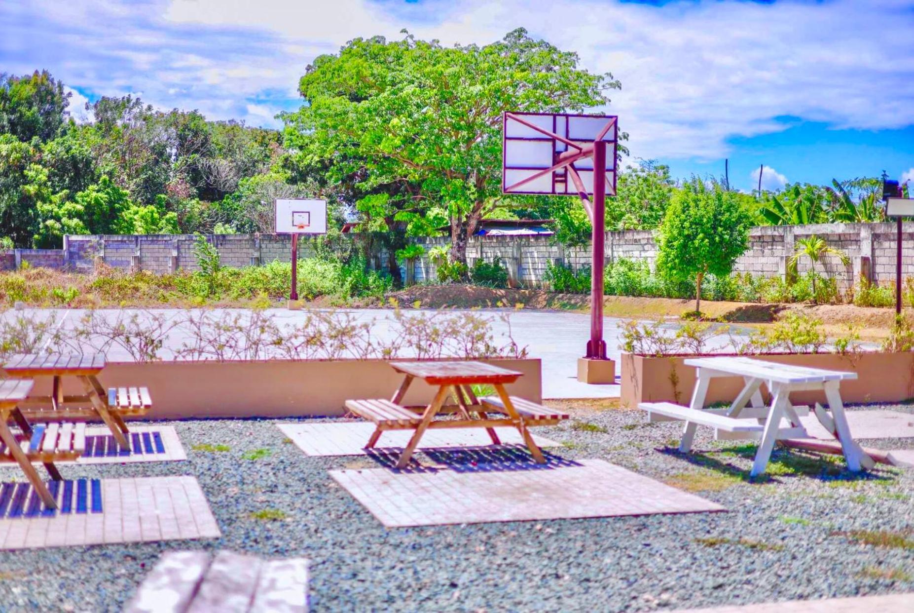 Cozy Condo Near Airport With Pool And Ocean View Suba Basbas Exterior photo